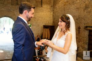 scambio fesi in chiesa